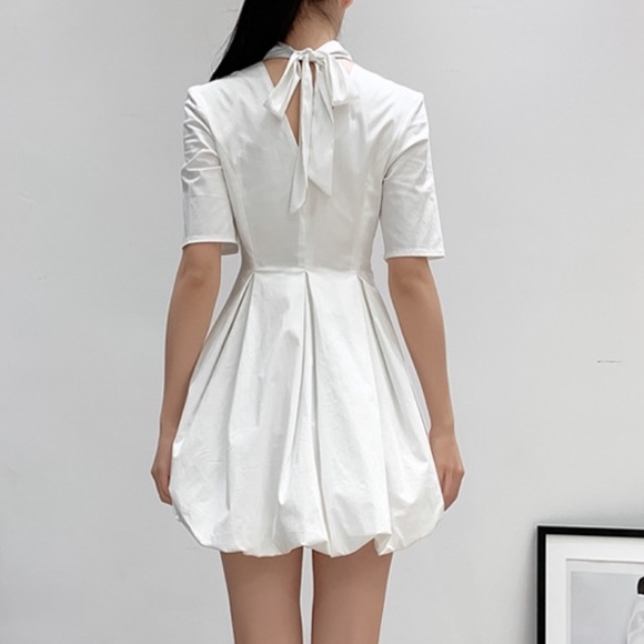 New Classic White Dress - Picture 2 of 7